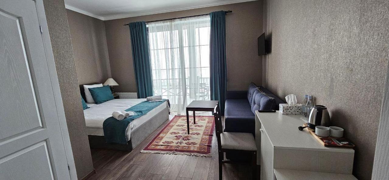 Tsaghkunk Chef House Hotel & Restaurant Sevan Room photo